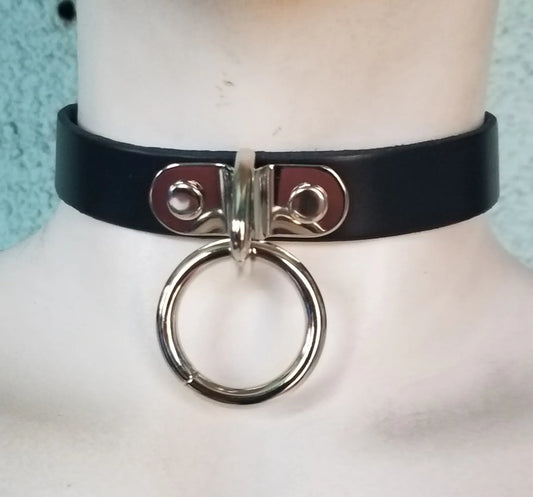 Leather Bracket Choker with One Bracket Ring