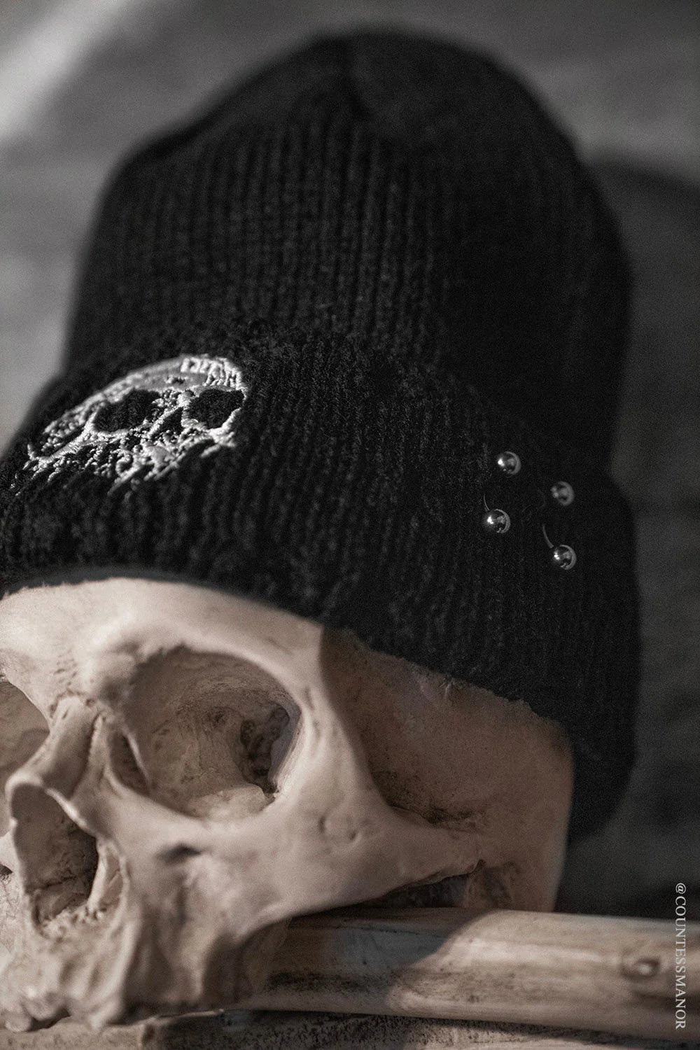 Distressed Pierced Beanie [Skull Drip]