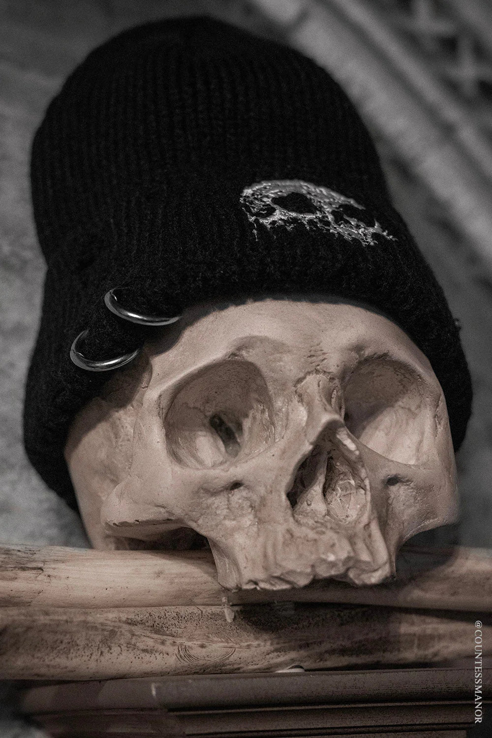 Distressed Pierced Beanie [Skull Drip]