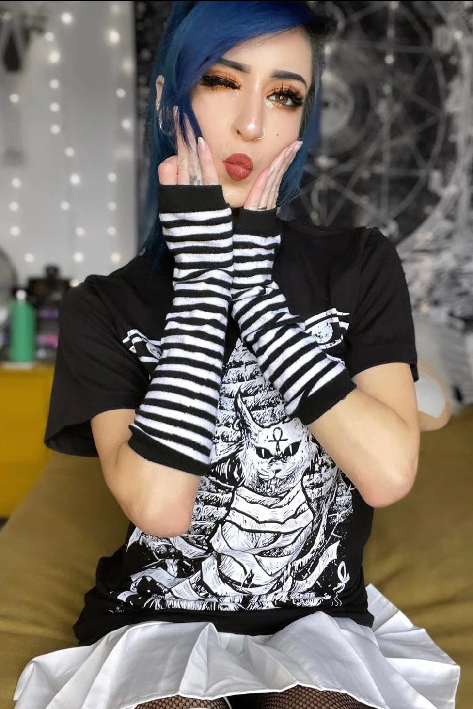 Emo Striped Arm Warmers - Black/White