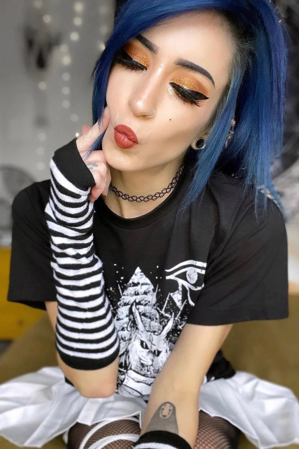 Emo Striped Arm Warmers - Black/White – Bloody Rose Boutique