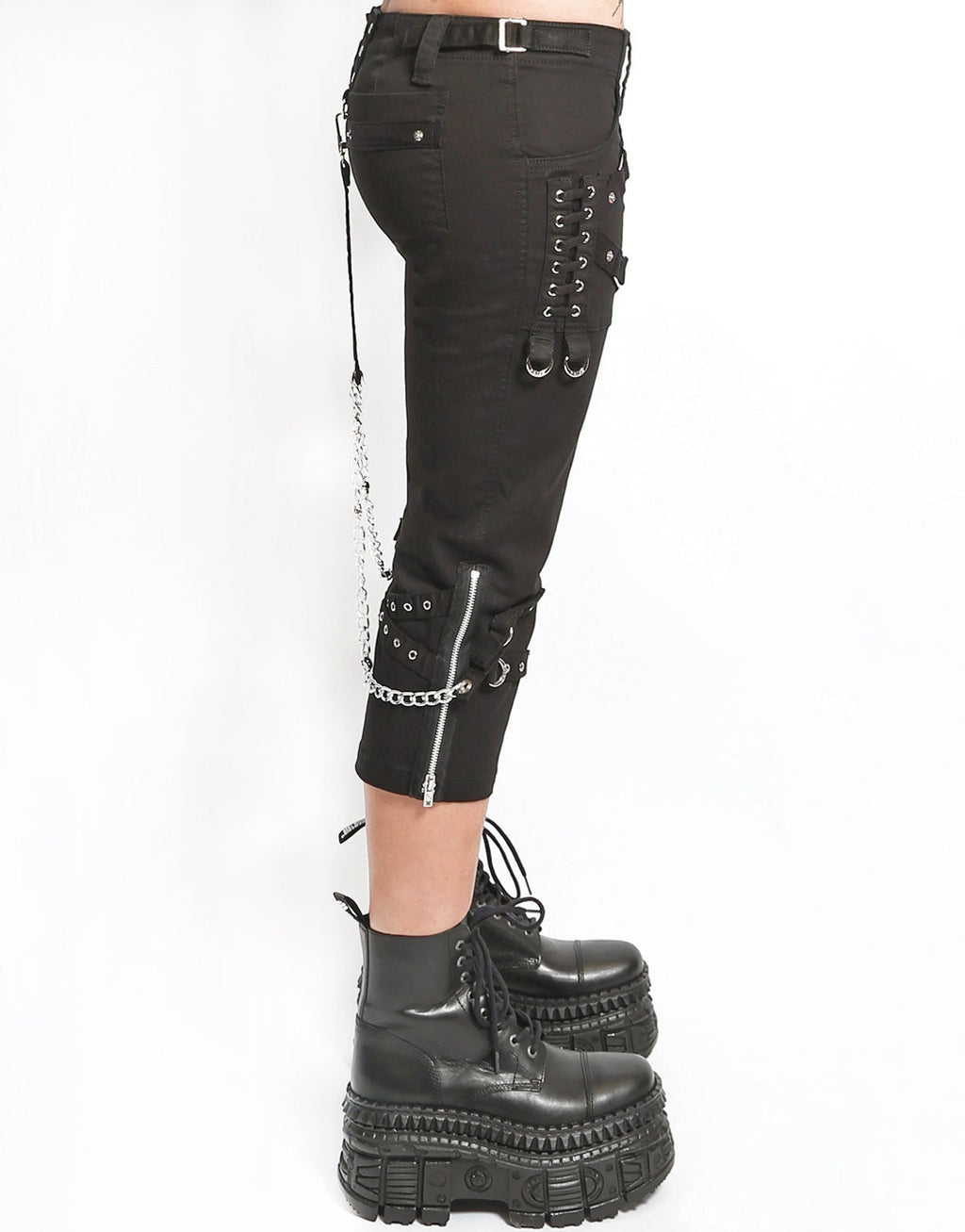 Chain Strap Capri