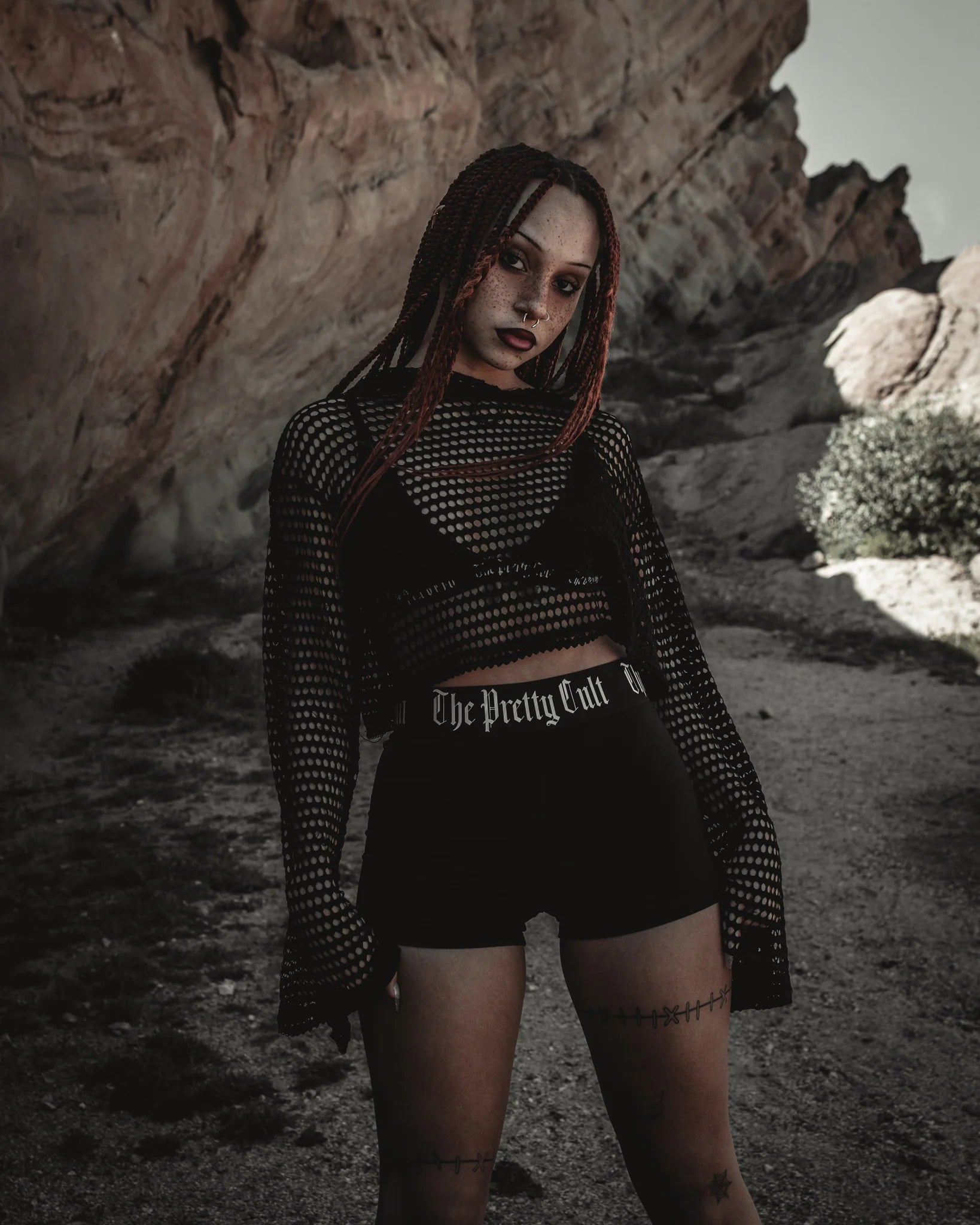 Onyx Web Crop Hoodie