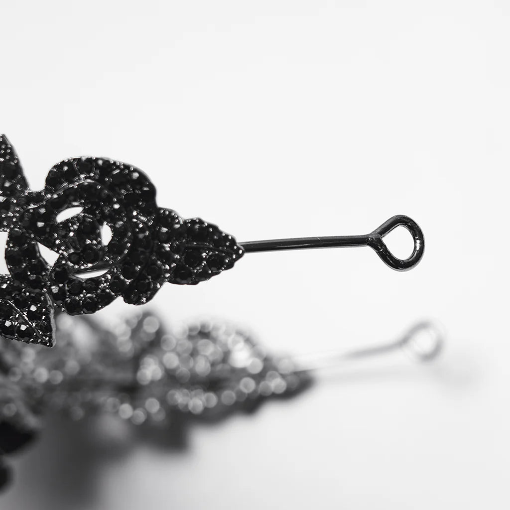 Black Rose Lace Skull Crown