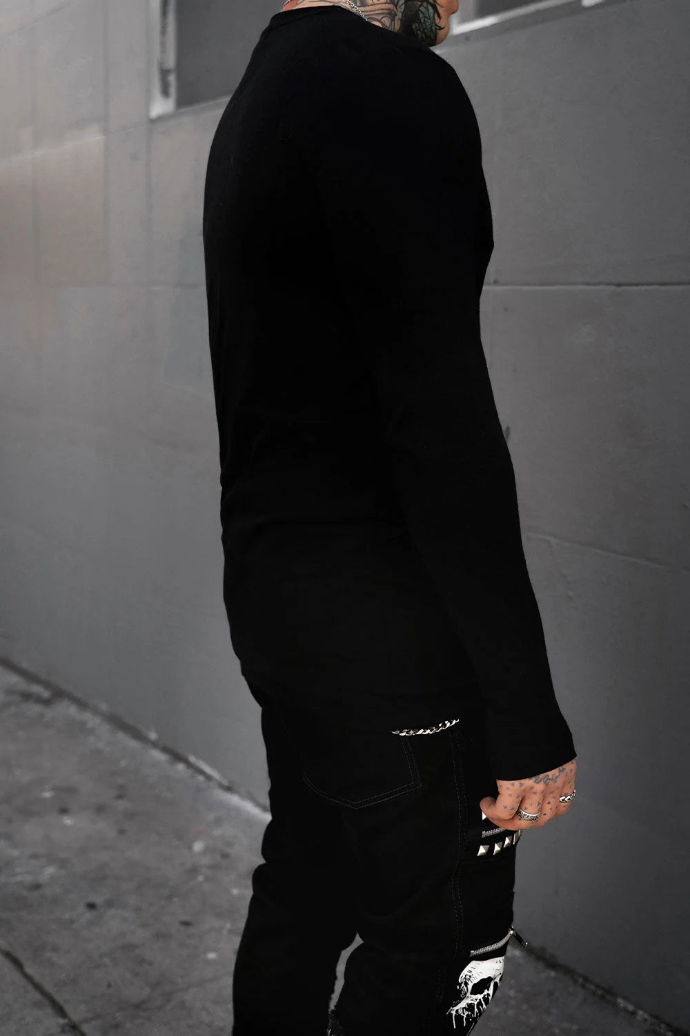 Tomb Ruins Long Sleeve Thumbhole Top