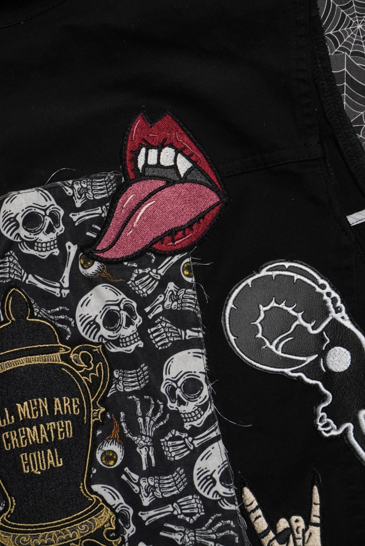 Vampire French Kiss Embroidered Iron On Patch