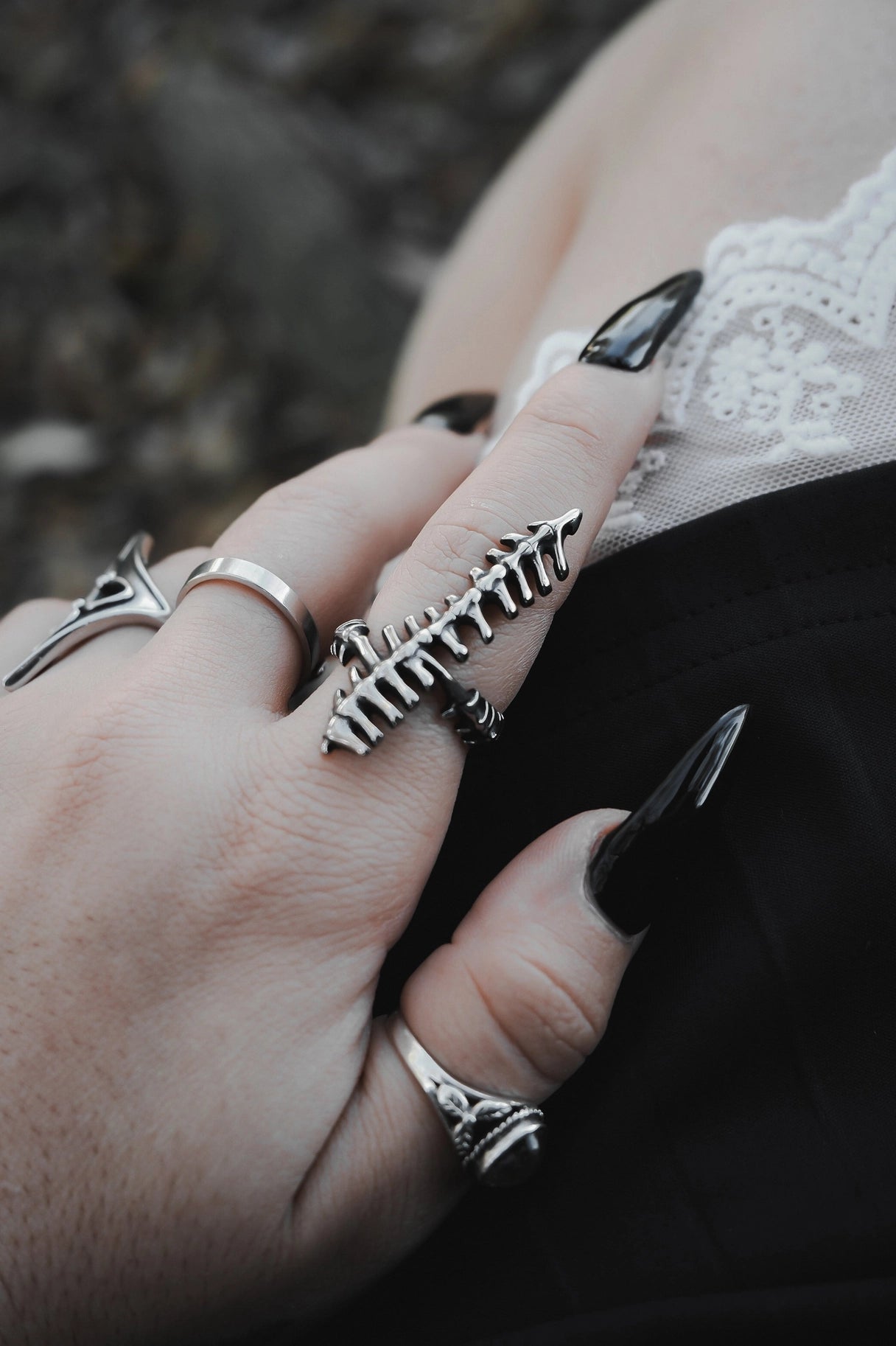 Vertebrae Ring