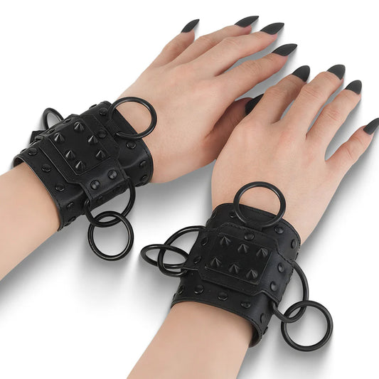 O-Ring Wrist Cuff (Pair)