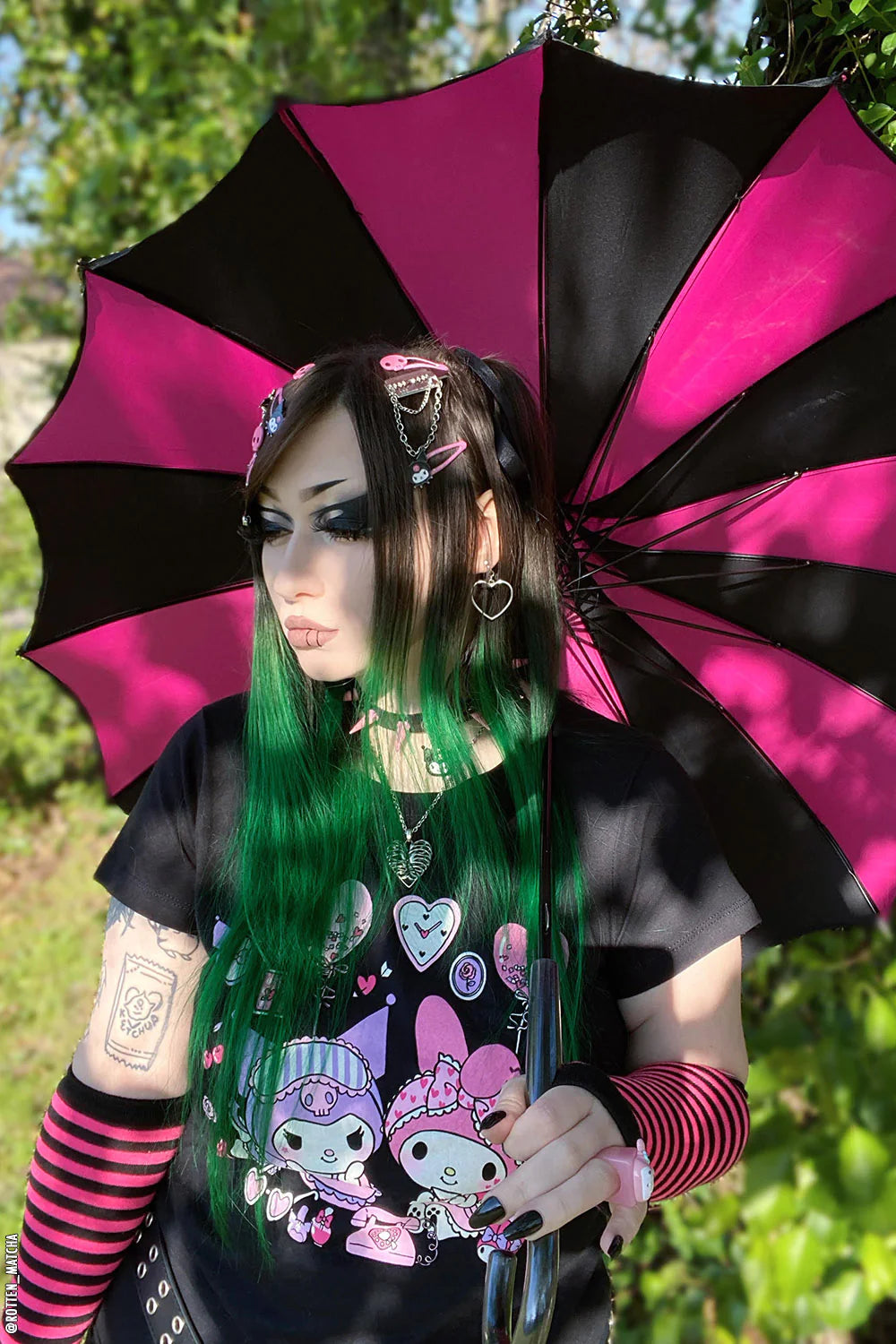 Batwing Pagoda Umbrella - Black/Hot Pink Striped