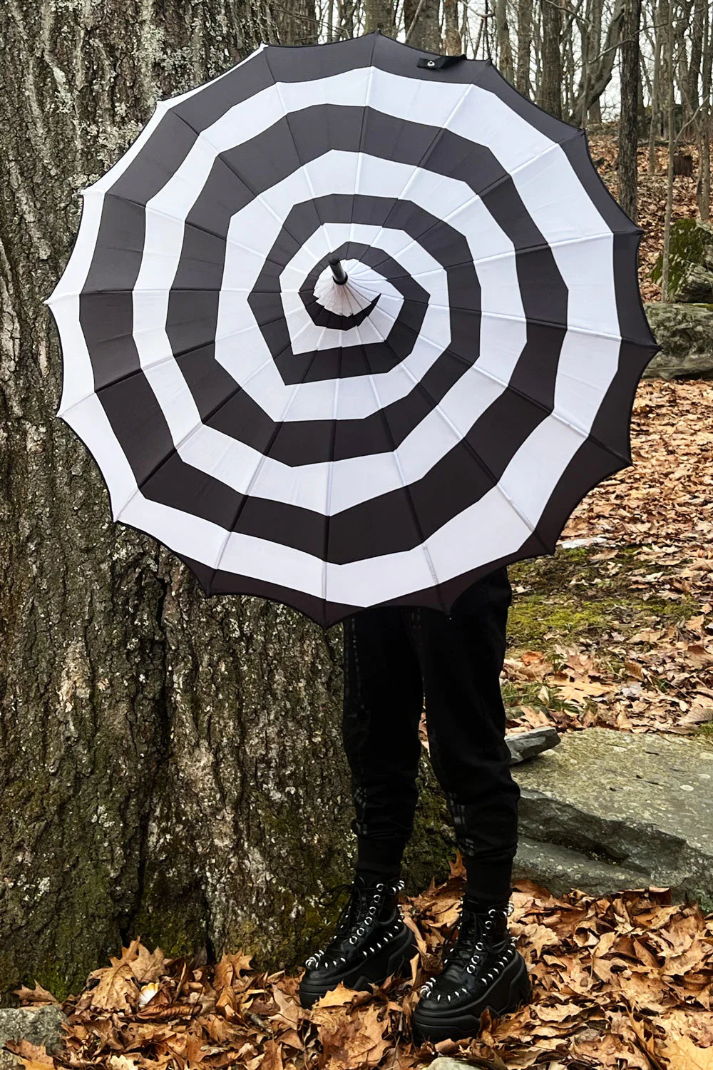 Batwing Pagoda Umbrella - Spooky Spiral