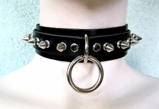 Spiked Bondage Choker with 1 O-Ring