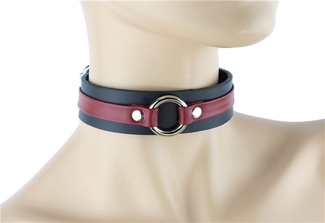 Middle Ring Strap Choker