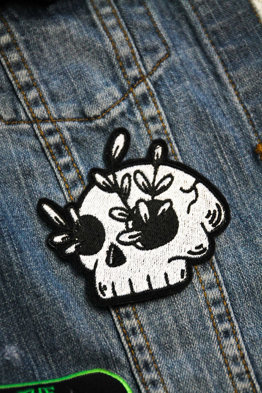 Death Garden Skull Embroidered Iron On Patch