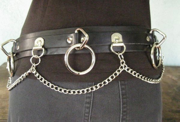 Five Ring Bondage Leather Belt with Chain