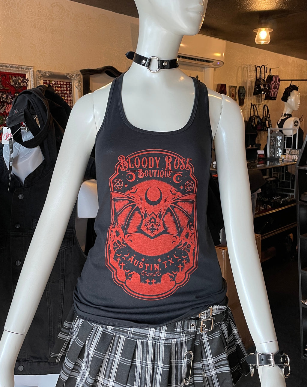 Bloody Rose Bat - Women's Tank Top - Red