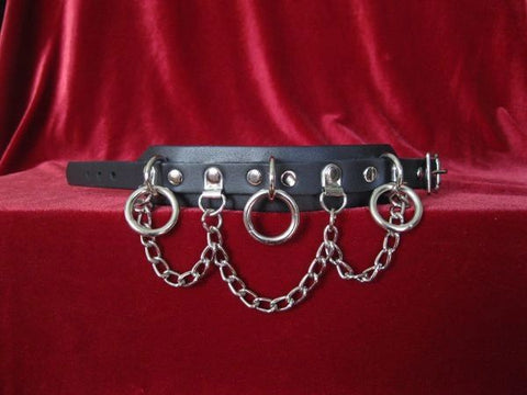 Wristband with Three Rings and Chain
