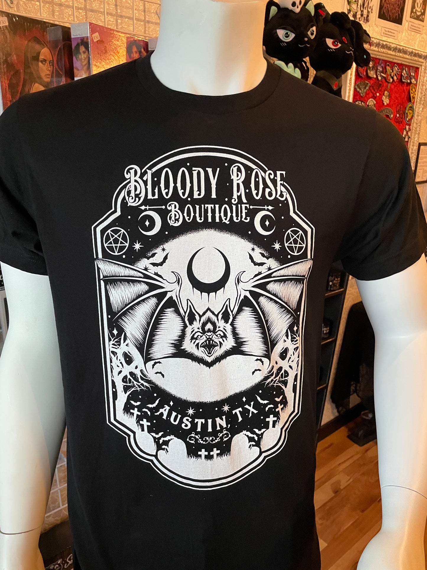 Bloody Rose Bat - Unisex T-Shirt - White