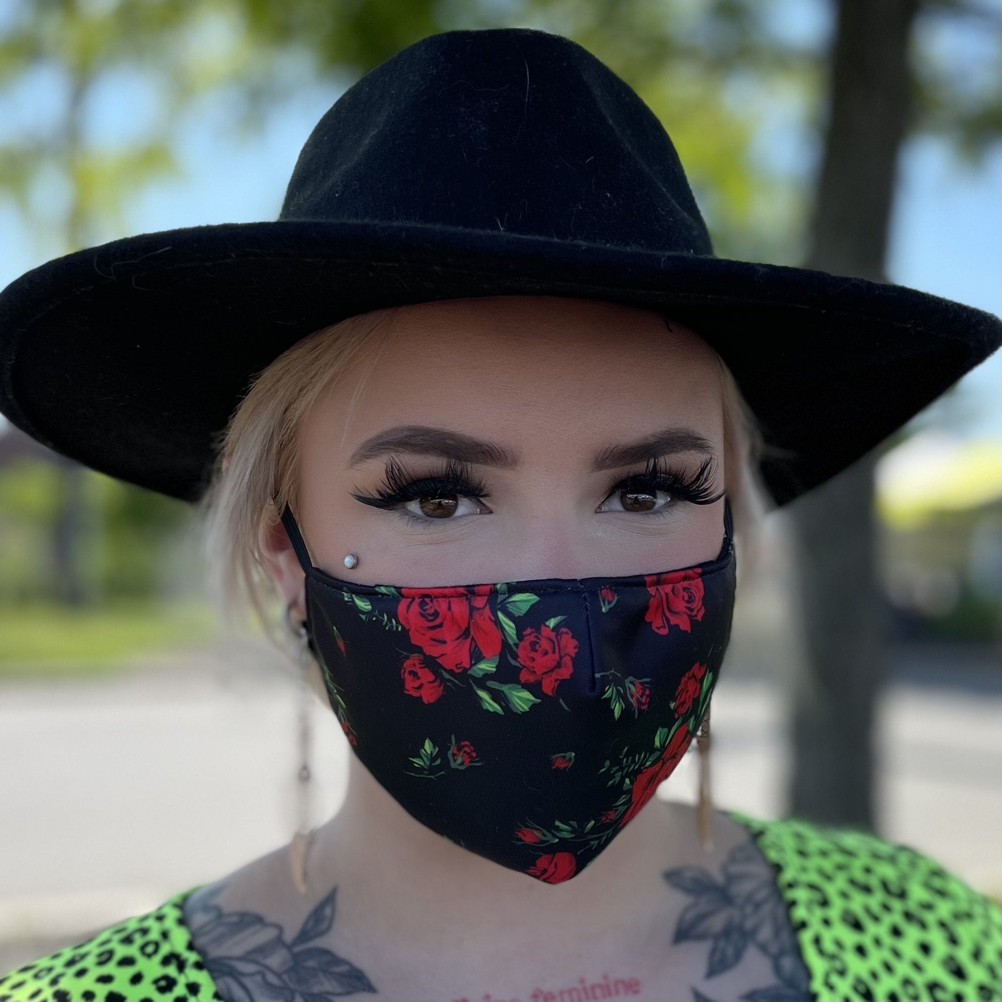 Roses Mask
